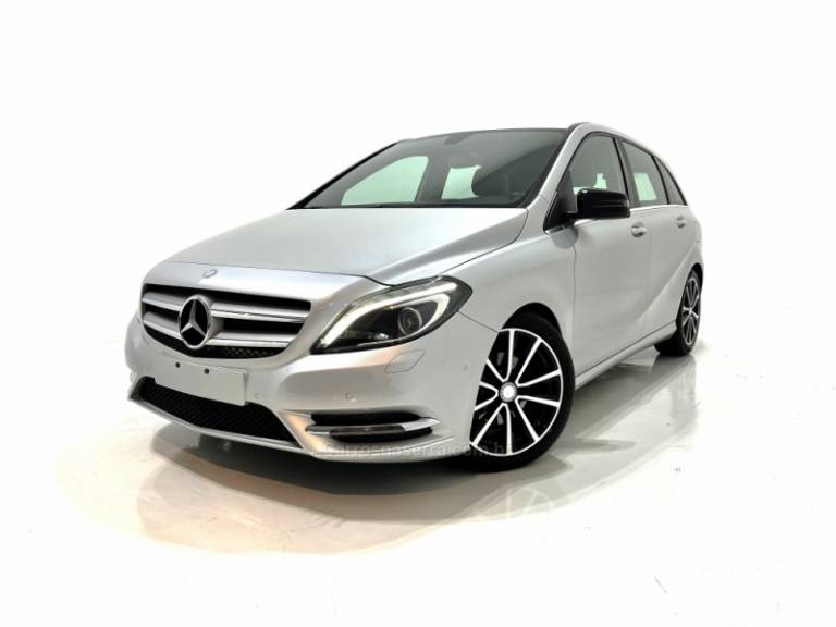 MERCEDES-BENZ - B 200 - 2014/2014 - Prata - Sob Consulta