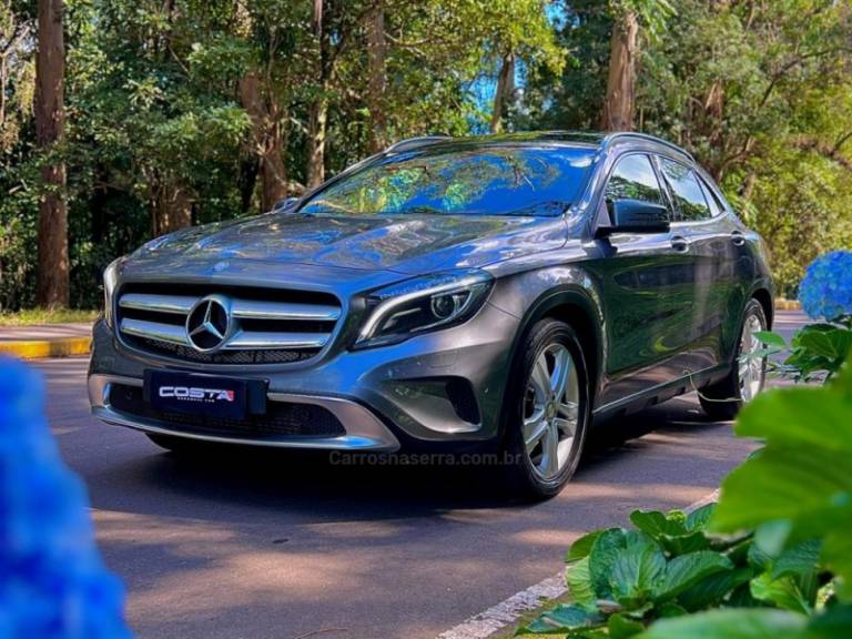 MERCEDES-BENZ - GLA 200 - 2015/2015 - Cinza - R$ 119.900,00