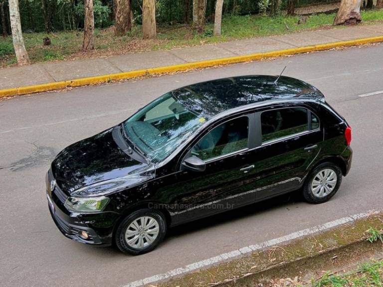 VOLKSWAGEN - GOL - 2018/2018 - Preta - R$ 49.000,00