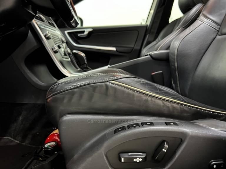 VOLVO - XC60 - 2015/2015 - Branca - Sob Consulta