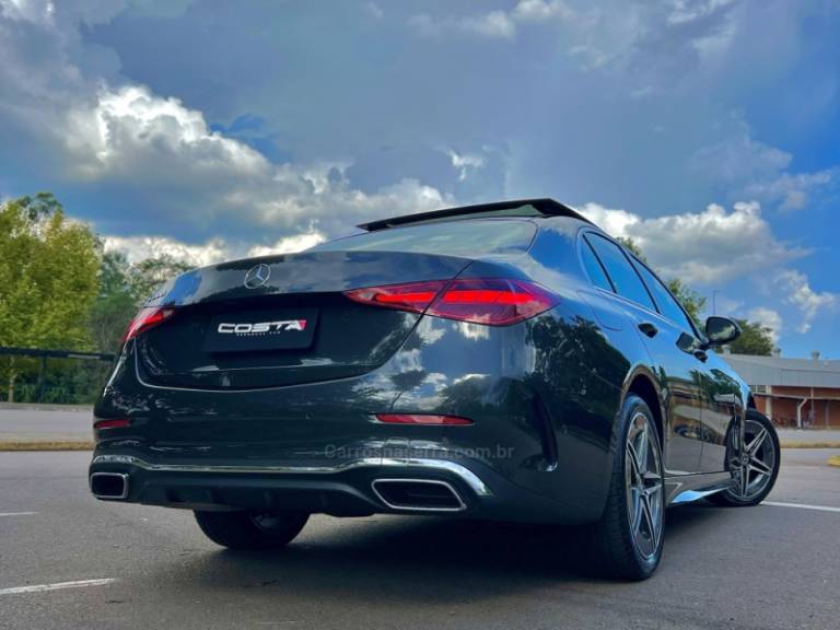MERCEDES-BENZ - C 200 - 2022/2022 - Cinza - R$ 289.000,00