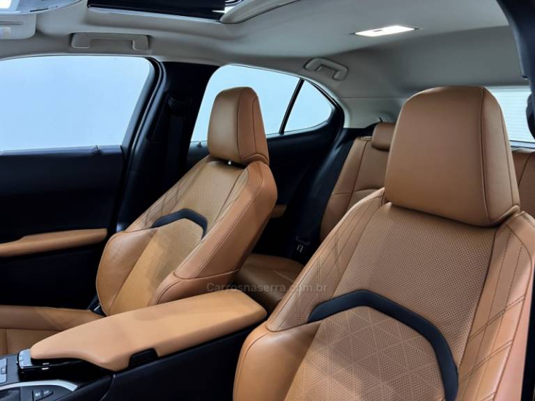 LEXUS - UX 250H - 2019/2019 - Branca - Sob Consulta