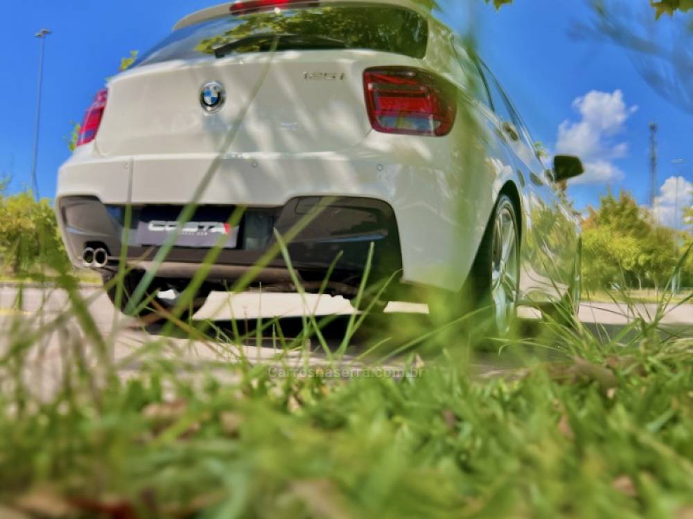 BMW - 125I - 2014/2014 - Branca - R$ 119.900,00
