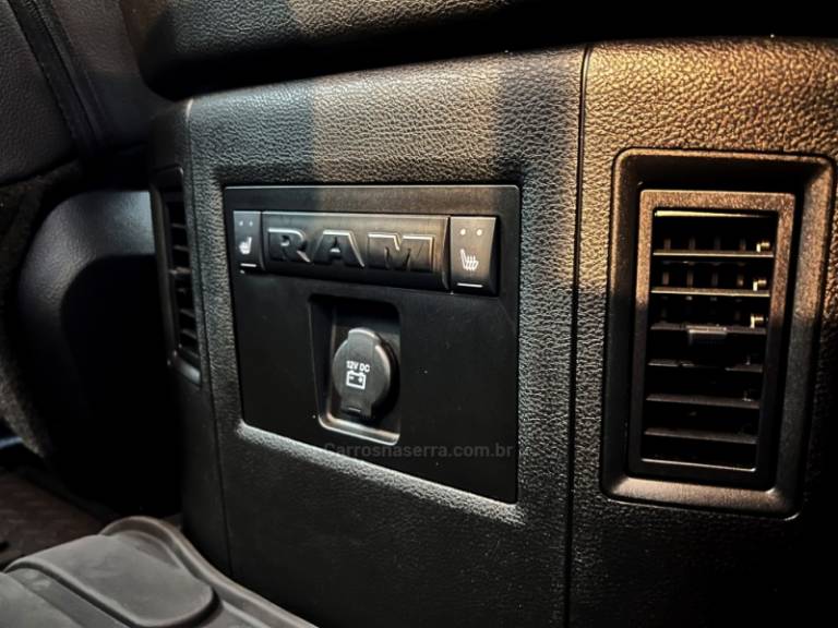 RAM - CLASSIC - 2022/2022 - Preta - Sob Consulta