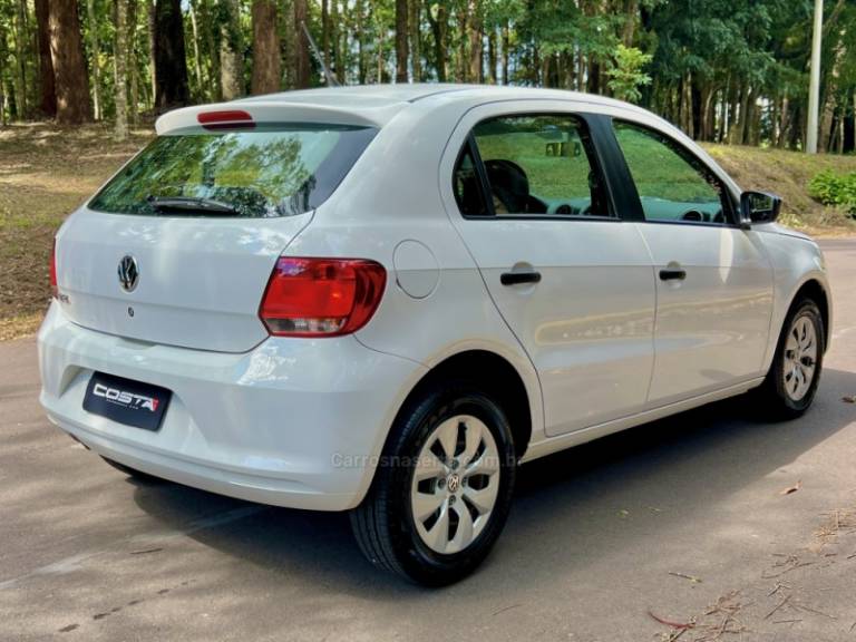 VOLKSWAGEN - GOL - 2015/2015 - Branca - Sob Consulta