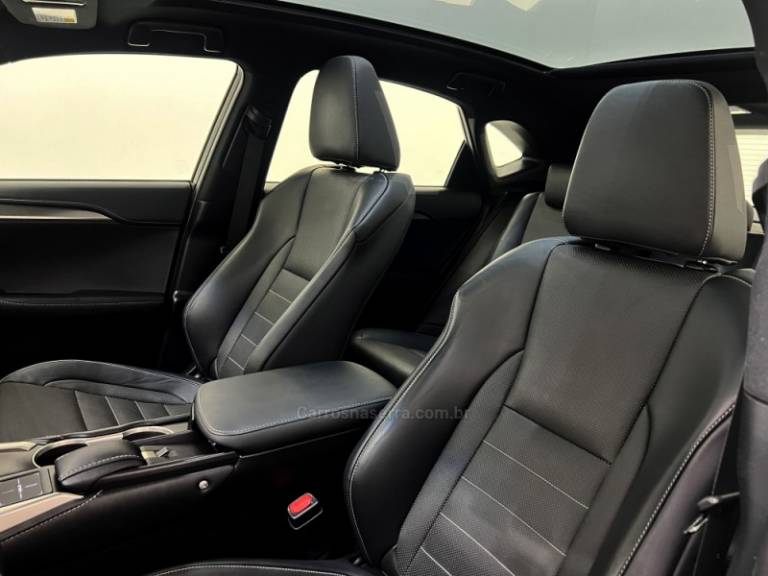 LEXUS - NX200 T - 2016/2016 - Branca - Sob Consulta