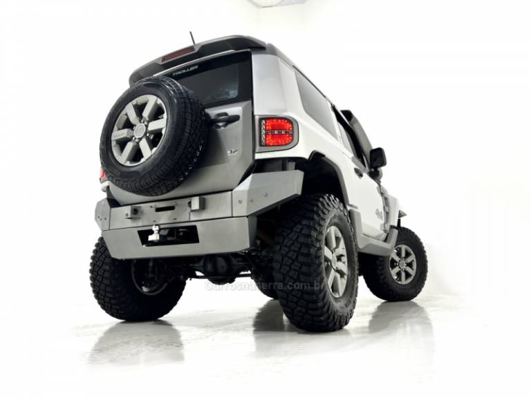 TROLLER - T4 - 2015/2015 - Prata - R$ 199.000,00