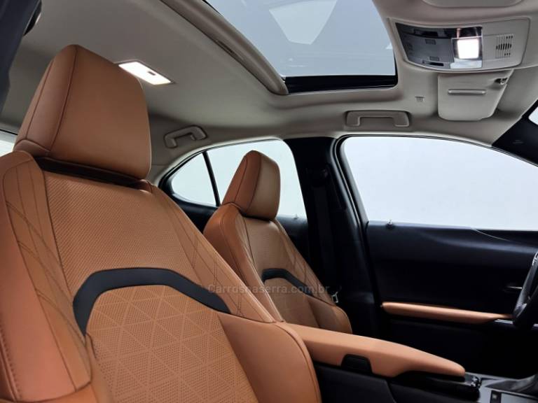 LEXUS - UX 250H - 2019/2019 - Branca - Sob Consulta