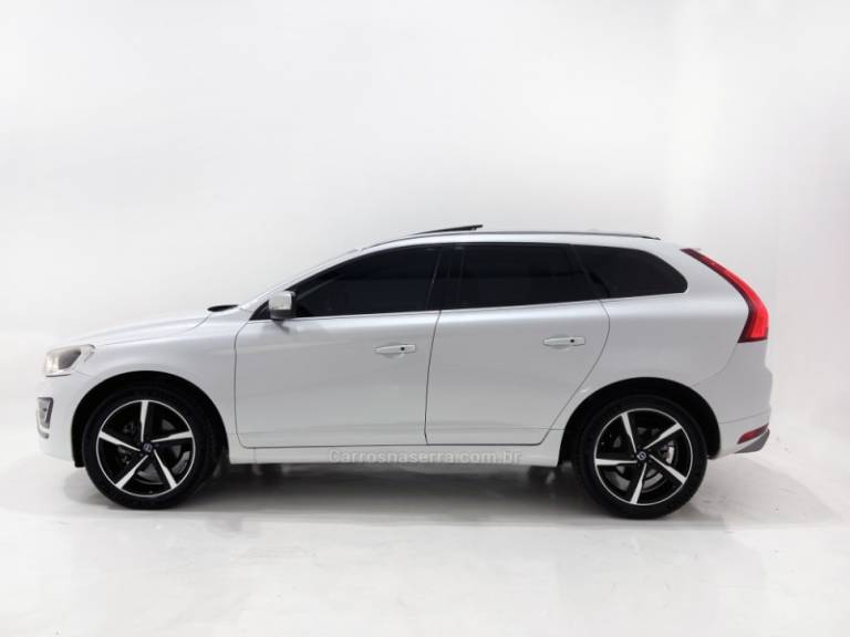 VOLVO - XC60 - 2015/2015 - Branca - Sob Consulta
