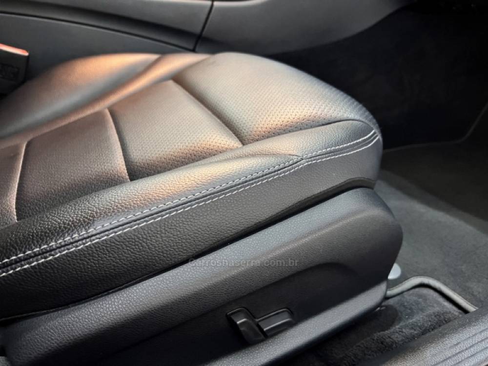 MERCEDES-BENZ - C 180 - 2015/2015 - Branca - Sob Consulta