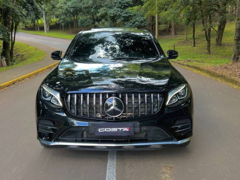 MERCEDES-BENZ - GLC 43 AMG - 2019/2019 - Preta - R$ 359.900,00