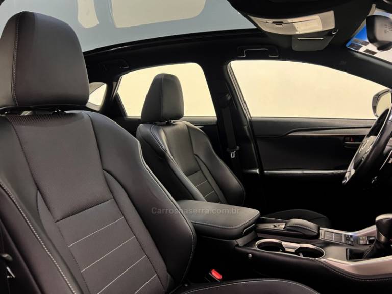 LEXUS - NX200 T - 2016/2016 - Branca - Sob Consulta