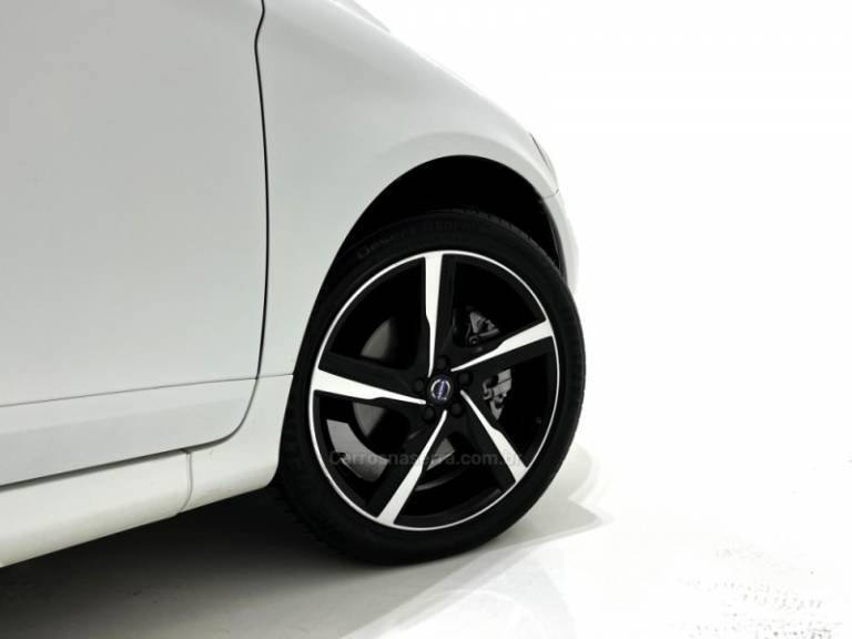 VOLVO - XC60 - 2015/2015 - Branca - Sob Consulta