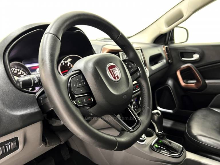 FIAT - TORO - 2017/2017 - Marrom - Sob Consulta