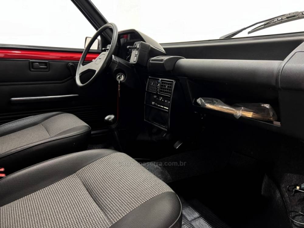 FIAT - UNO - 1994/1994 - Vermelha - Sob Consulta
