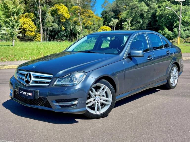 MERCEDES-BENZ - C 180 - 2014/2014 - Cinza - R$ 79.900,00