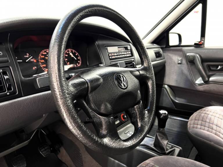 VOLKSWAGEN - SANTANA - 1995/1995 - Azul - Sob Consulta