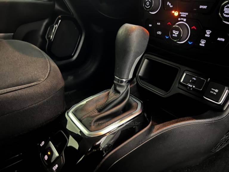 JEEP - RENEGADE - 2019/2019 - Preta - Sob Consulta