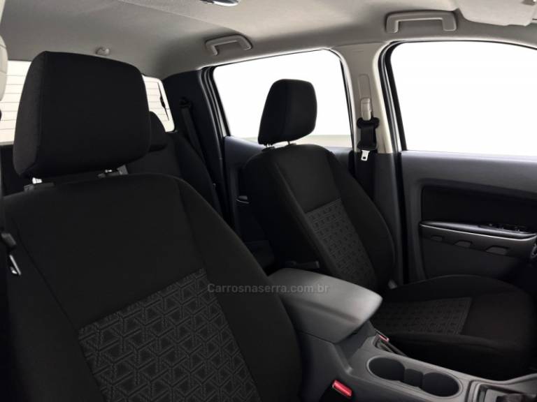 FORD - RANGER - 2019/2019 - Branca - Sob Consulta