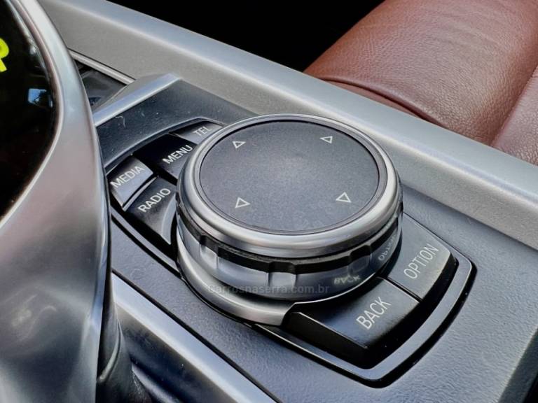 BMW - X5 - 2015/2015 - Cinza - Sob Consulta