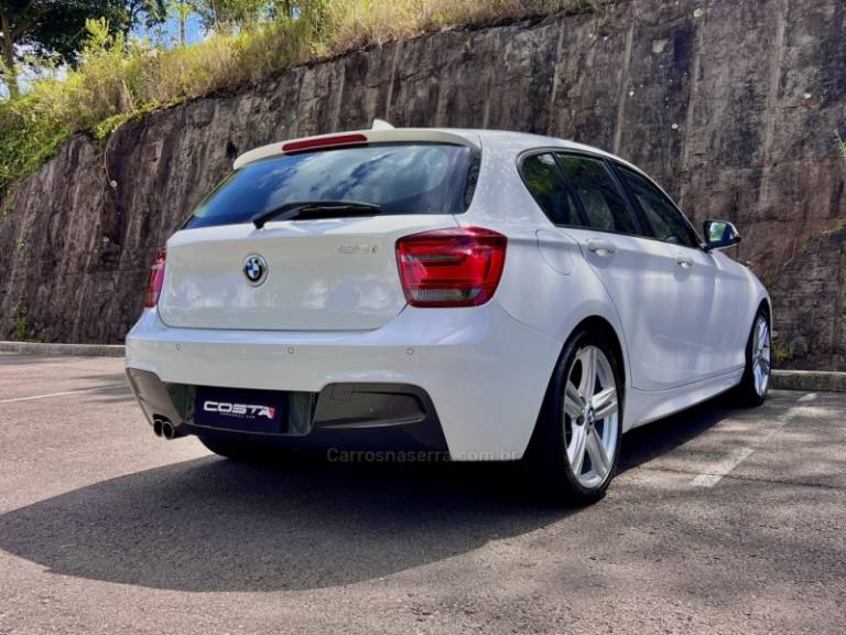 BMW - 125I - 2014/2014 - Branca - R$ 119.900,00
