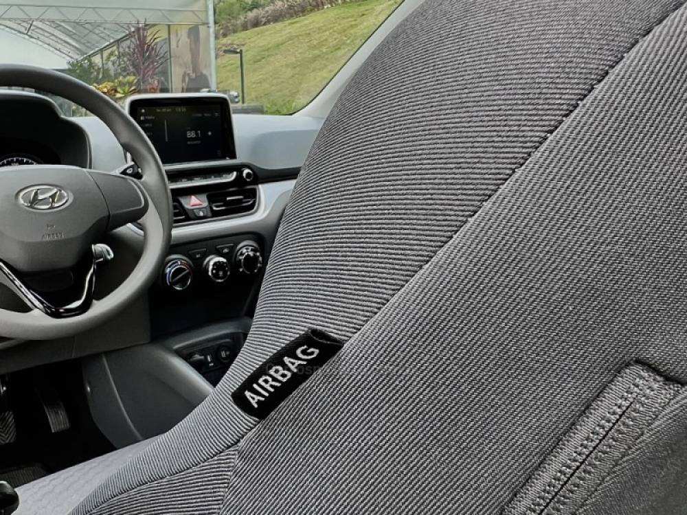 HYUNDAI - HB20S - 2022/2022 - Dourada - Sob Consulta