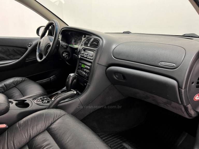 CHEVROLET - OMEGA - 2000/2000 - Preta - R$ 69.900,00