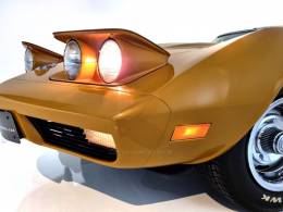 CHEVROLET - CORVETTE - 1973/1973 - Laranja - Sob Consulta