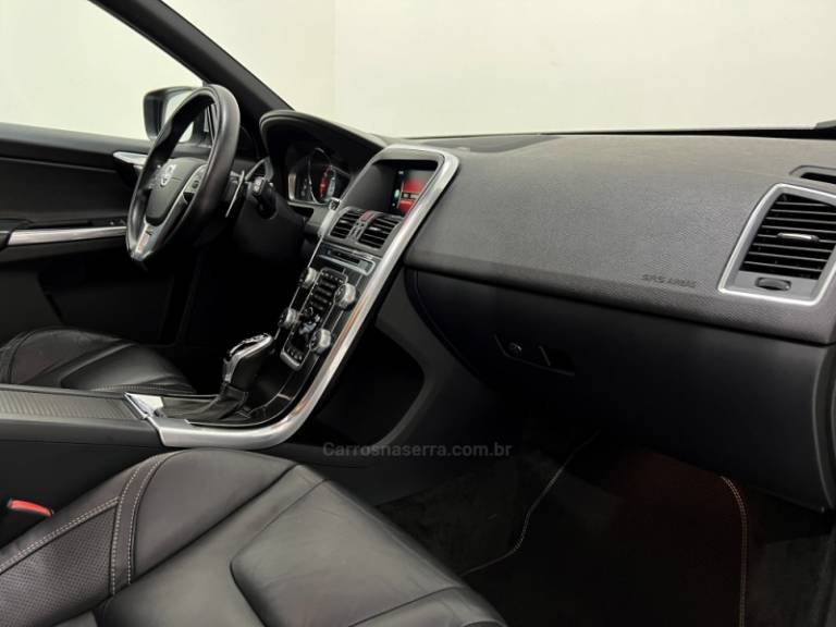 VOLVO - XC60 - 2015/2015 - Branca - Sob Consulta