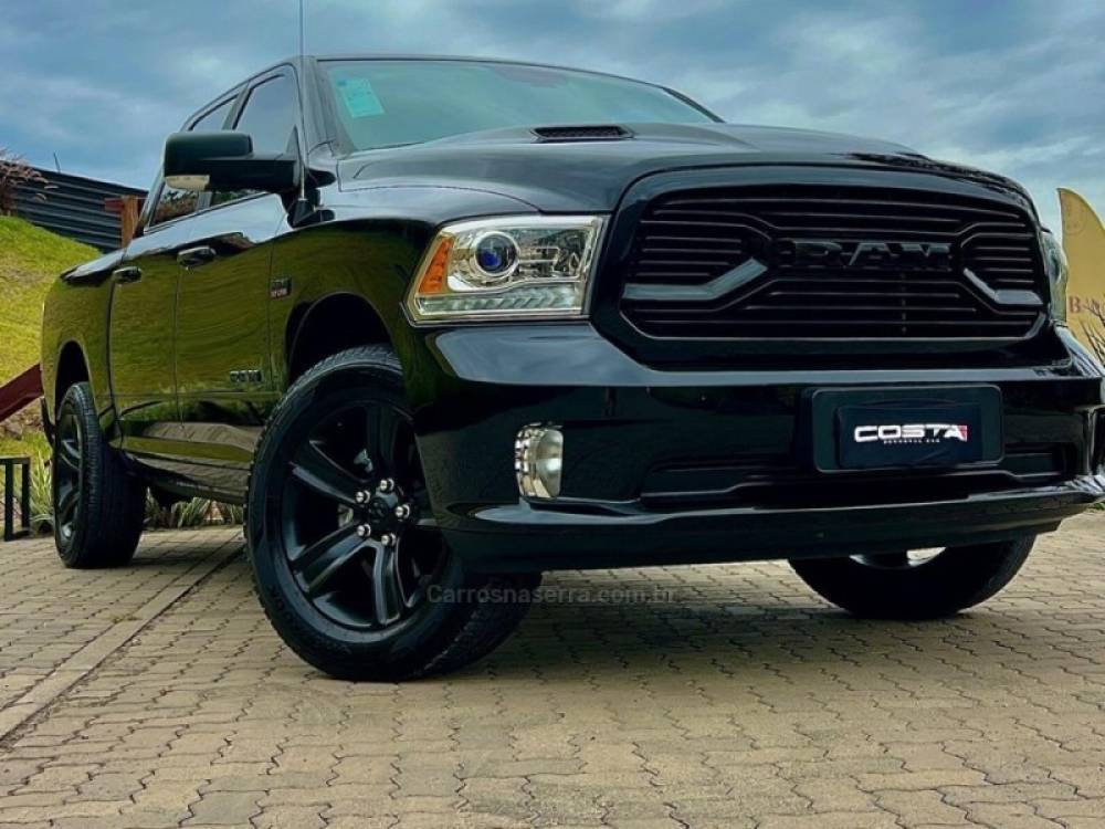 RAM - 1500 - 2022/2022 - Preta - R$ 299.900,00