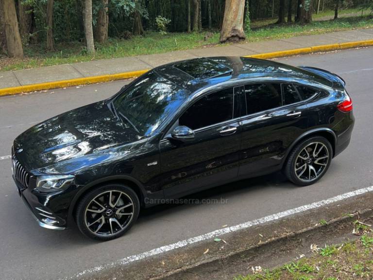 MERCEDES-BENZ - GLC 43 AMG - 2019/2019 - Preta - R$ 359.900,00