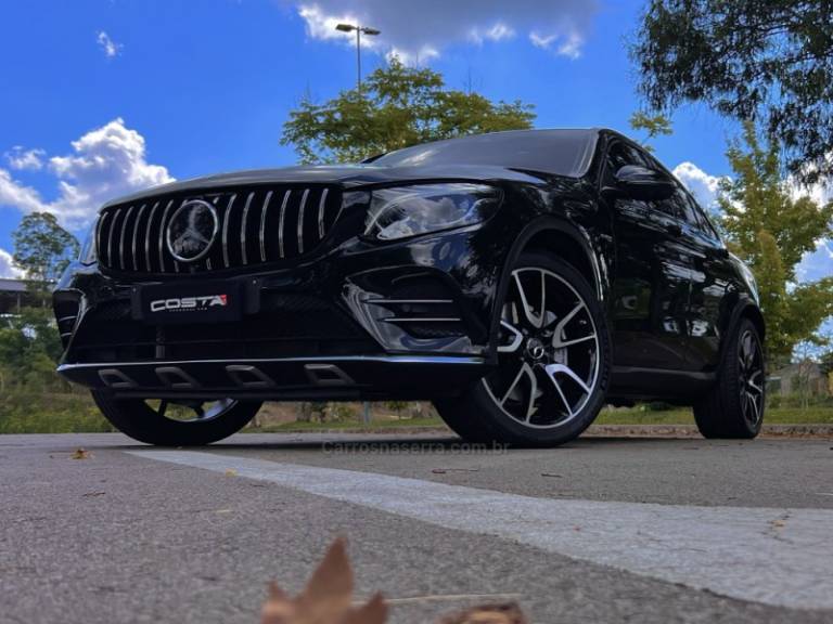 MERCEDES-BENZ - GLC 43 AMG - 2019/2019 - Preta - R$ 359.900,00